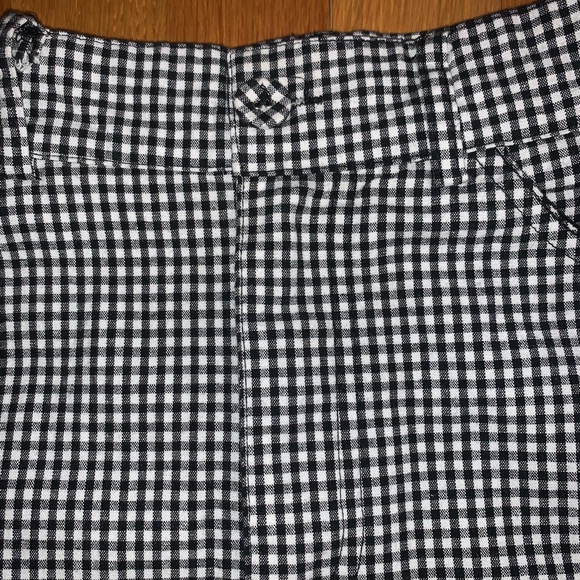 Brandy Melville John Galt Skirt - Picture 2 of 4